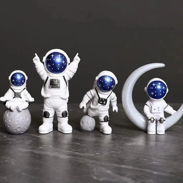 Astronaut Adventure Figurine Set